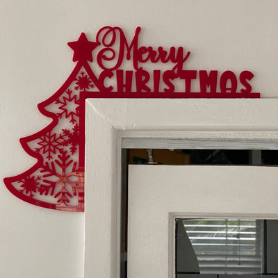 CHRISTMAS DOOR CORNER