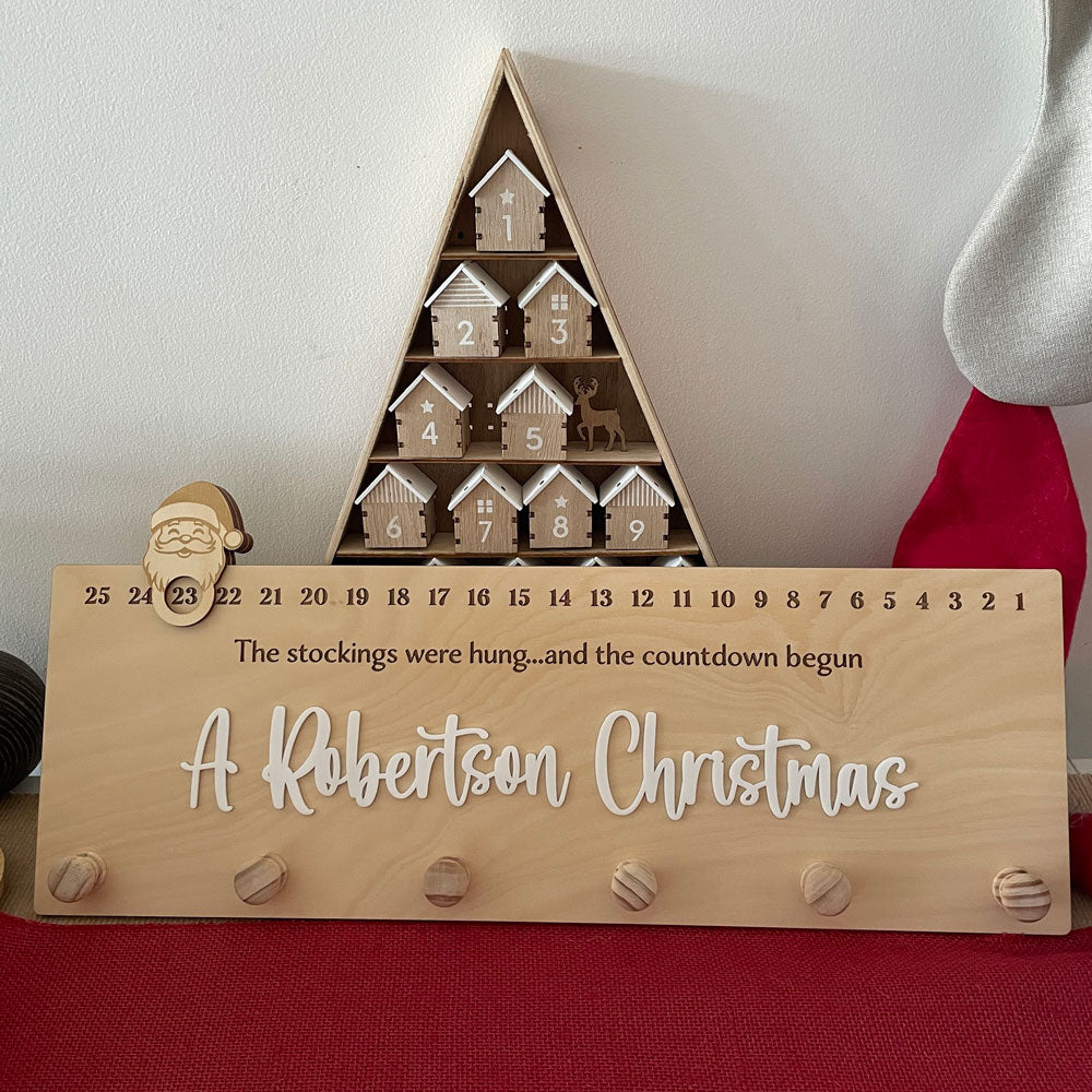 Stocking Hanger with Santa coundown