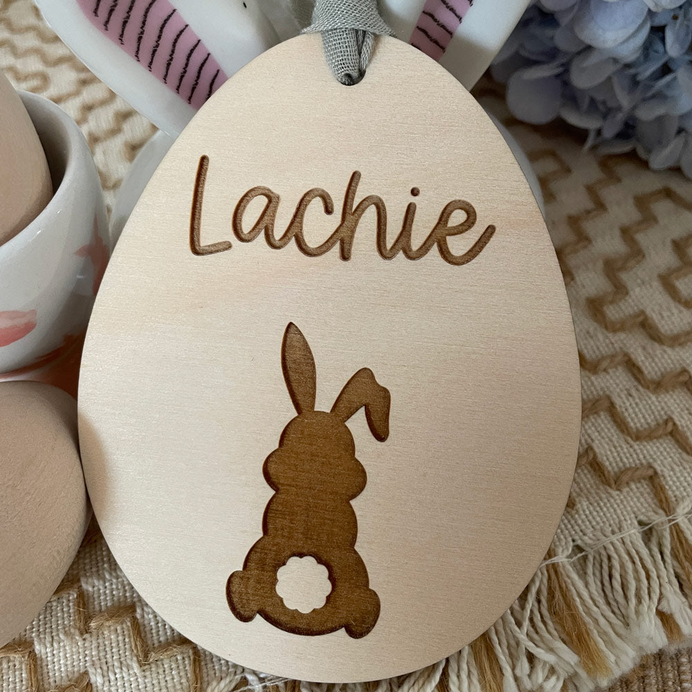 EASTER EGG SHAPED TAG WITH EASTER BUNNY